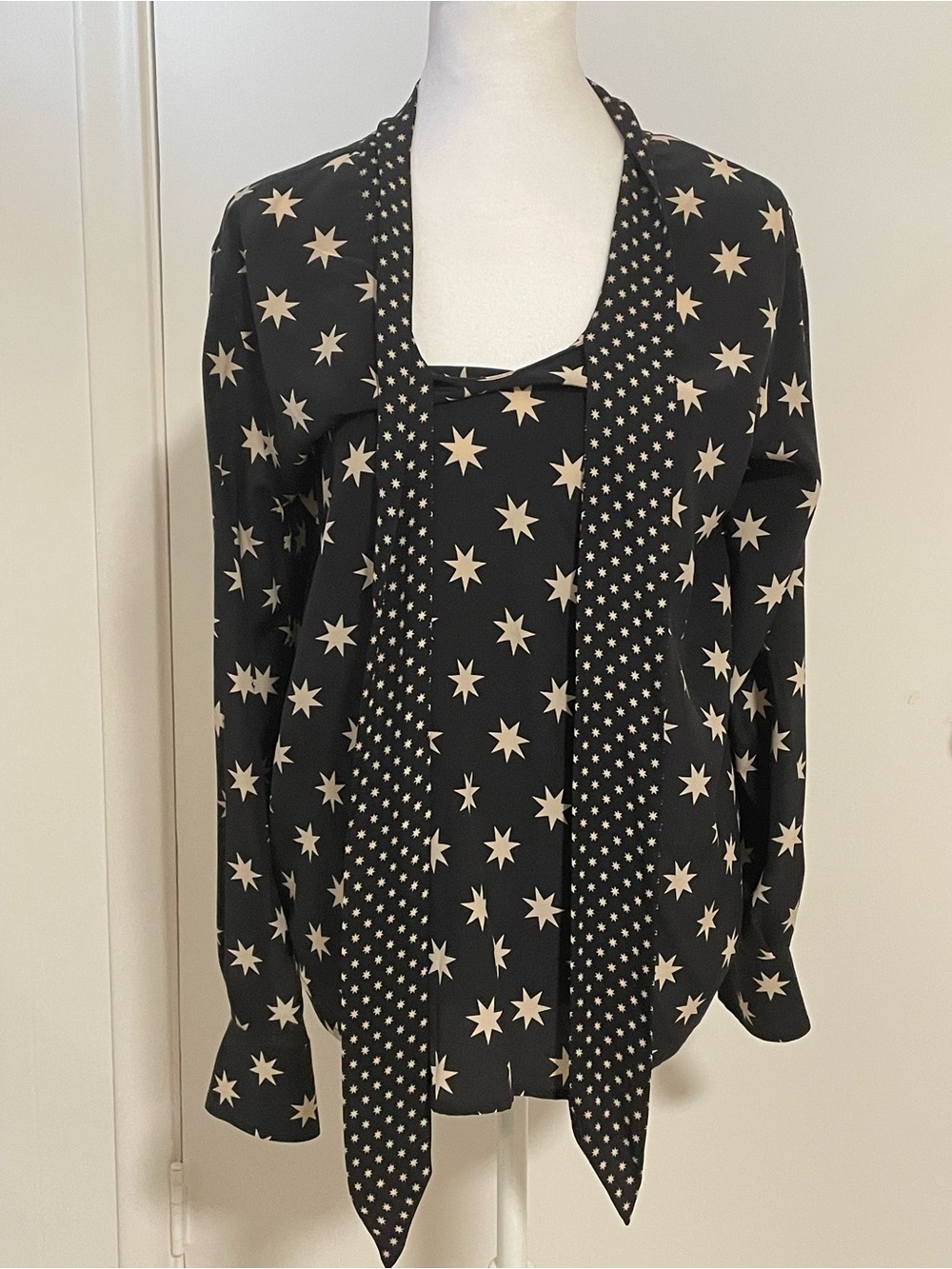 Equipment Black Star-Print Tie-Neck Blouse - Black/Cream